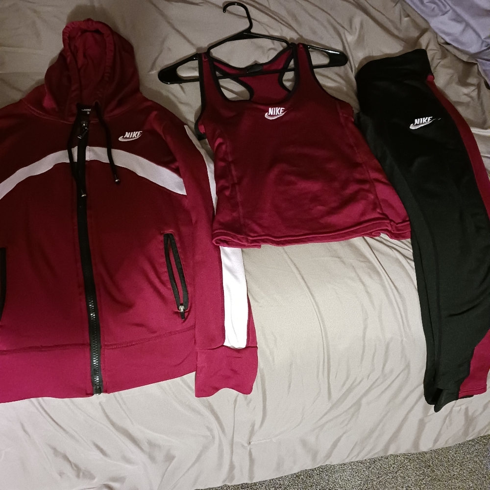 3 pc Nike outfit